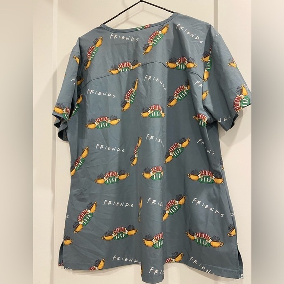 Sage Green Friends Central Perk Scrubs Women’s XL - Picture 3 of 9